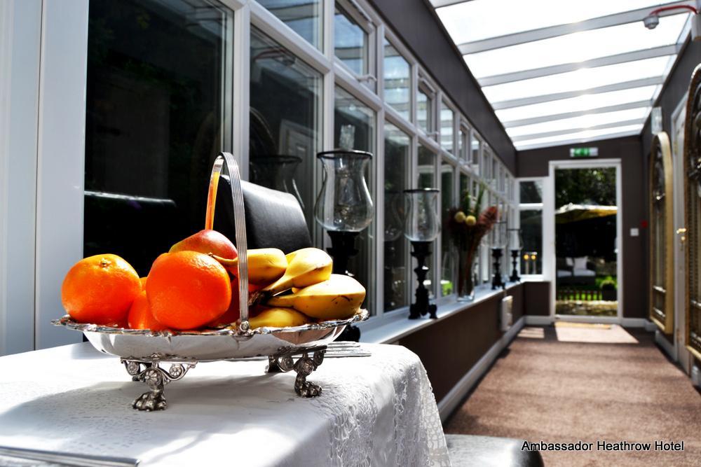 The Ambassador Heathrow Hotel Hillingdon Exterior foto